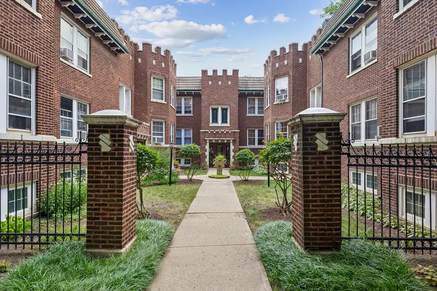 4103 N Keystone Avenue #1, Chicago, IL 60641 - #2