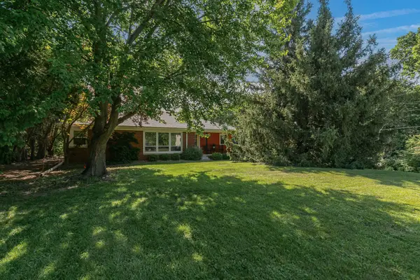 2625 24th Street, Rock Island, IL 61201