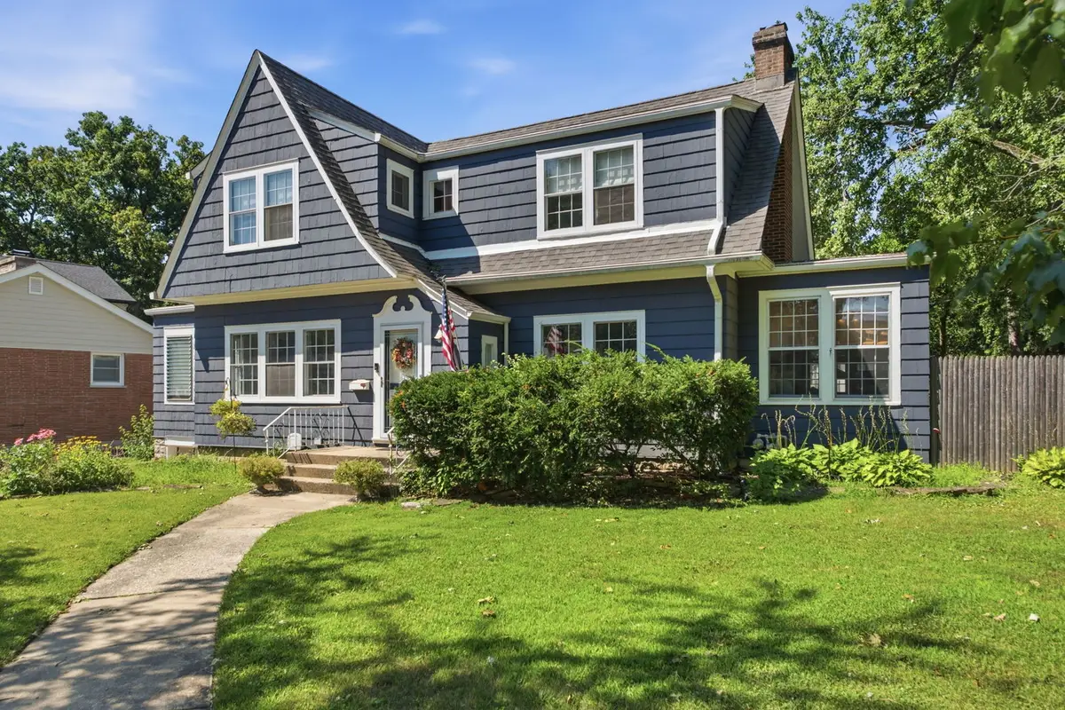 1249 Maple Avenue, Downers Grove, IL 60515 - #1