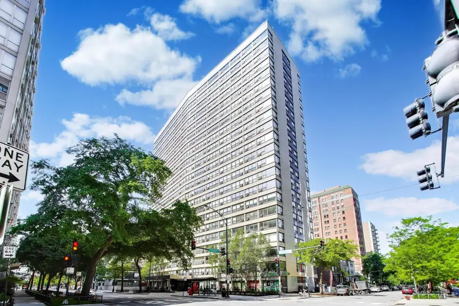 2930 N Sheridan Road #702, Chicago, IL 60657 - #2