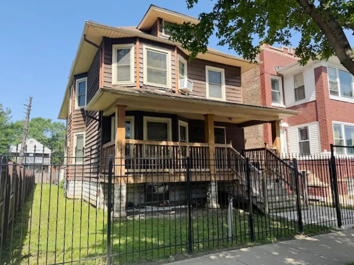 952 N Massasoit Avenue, Chicago, IL 60651 - #1