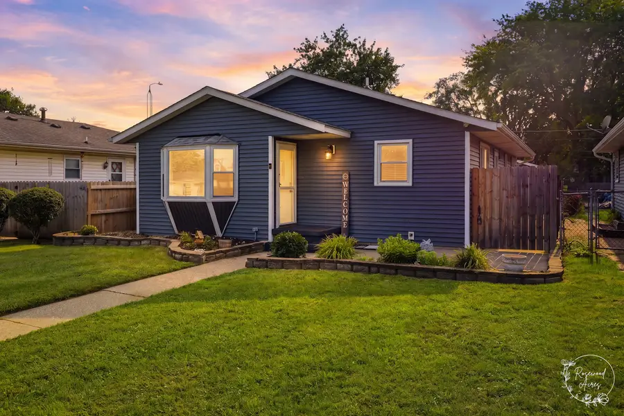 235 N Jefferson Avenue, Bradley, IL 60915 - #2