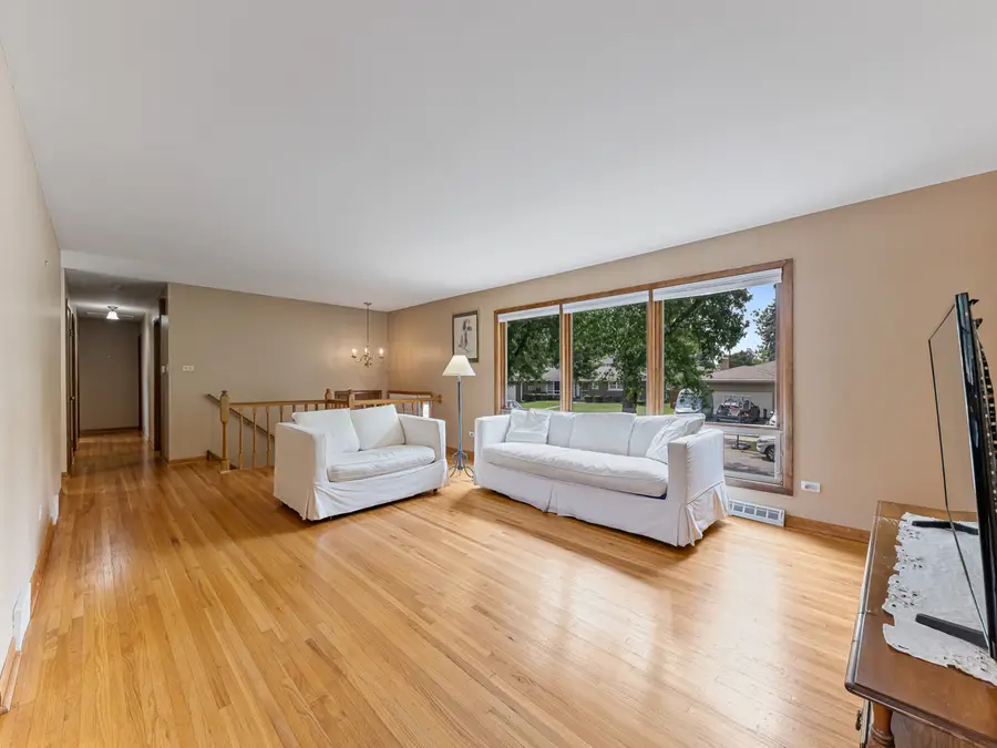 8624 W 145th Street, Orland Park, IL 60462 - #3