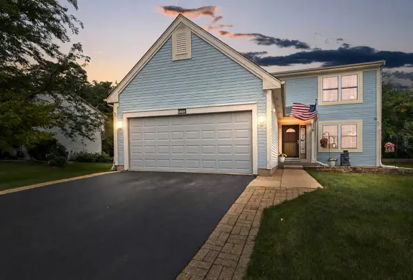 832 Fox Chase Drive, Round Lake Beach, IL 60073