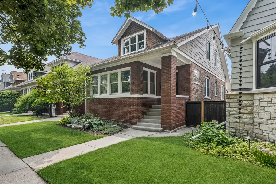 5227 W Berteau Avenue, Chicago, IL 60641 - #2
