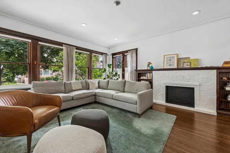 5227 W Berteau Avenue, Chicago, IL 60641 - #3