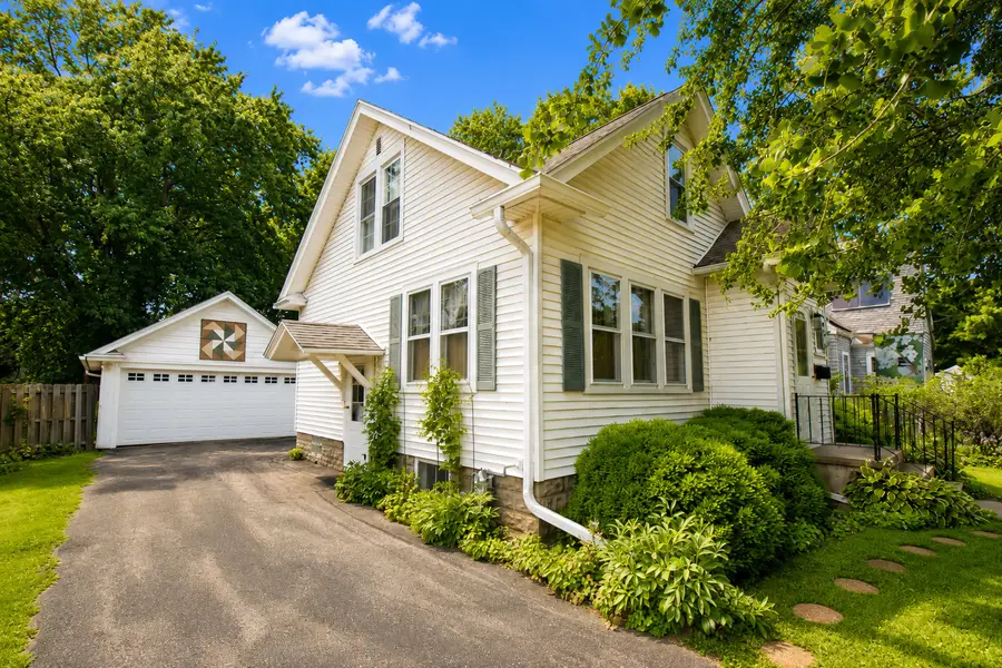 1705 W 2nd Street, Dixon, IL 61021 - #3