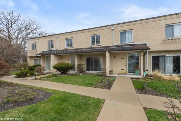 158 Green Bay Road, Glencoe, IL 60022