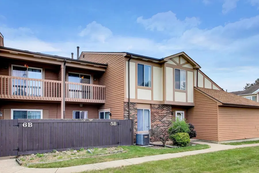 5B Fernwood Drive #5B, Bolingbrook, IL 60440 - #2
