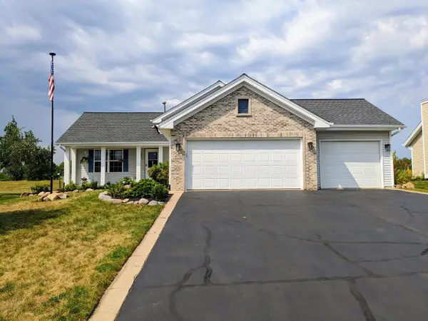 12399 Barberry Drive, Winnebago, IL 61088