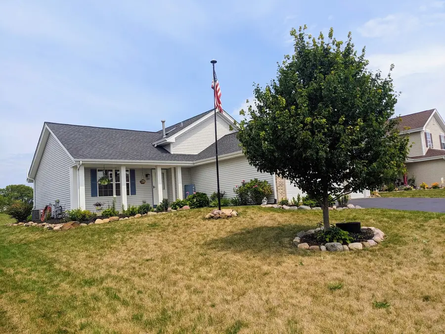 12399 Barberry Drive, Winnebago, IL 61088 - #2