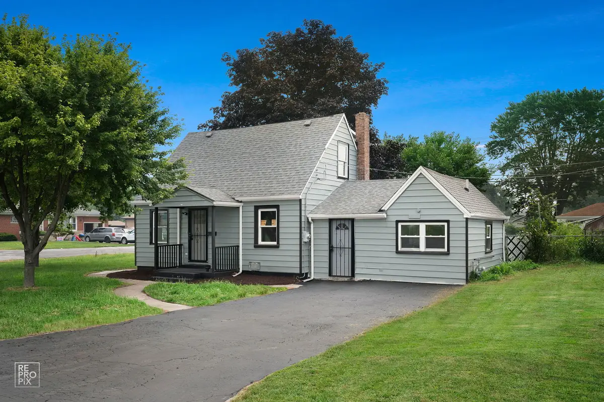 15701 Central Park Avenue, Markham, IL 60428 - #1