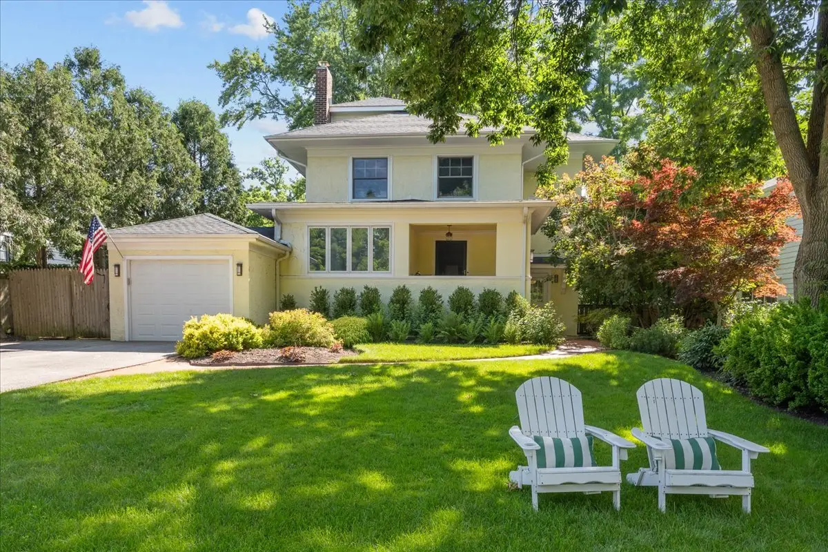 411 E Illinois Road, Lake Forest, IL 60045 - #1
