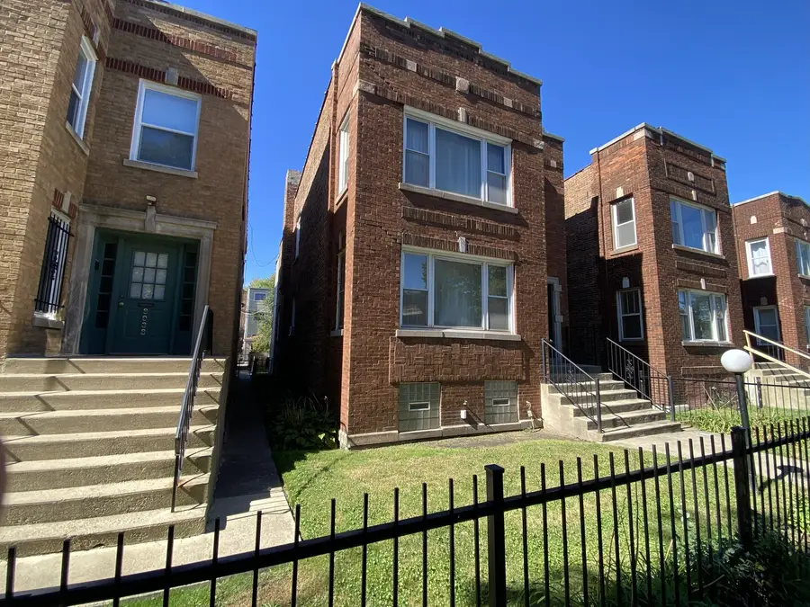 8036 S Dobson Avenue, Chicago, IL 60619 - #2