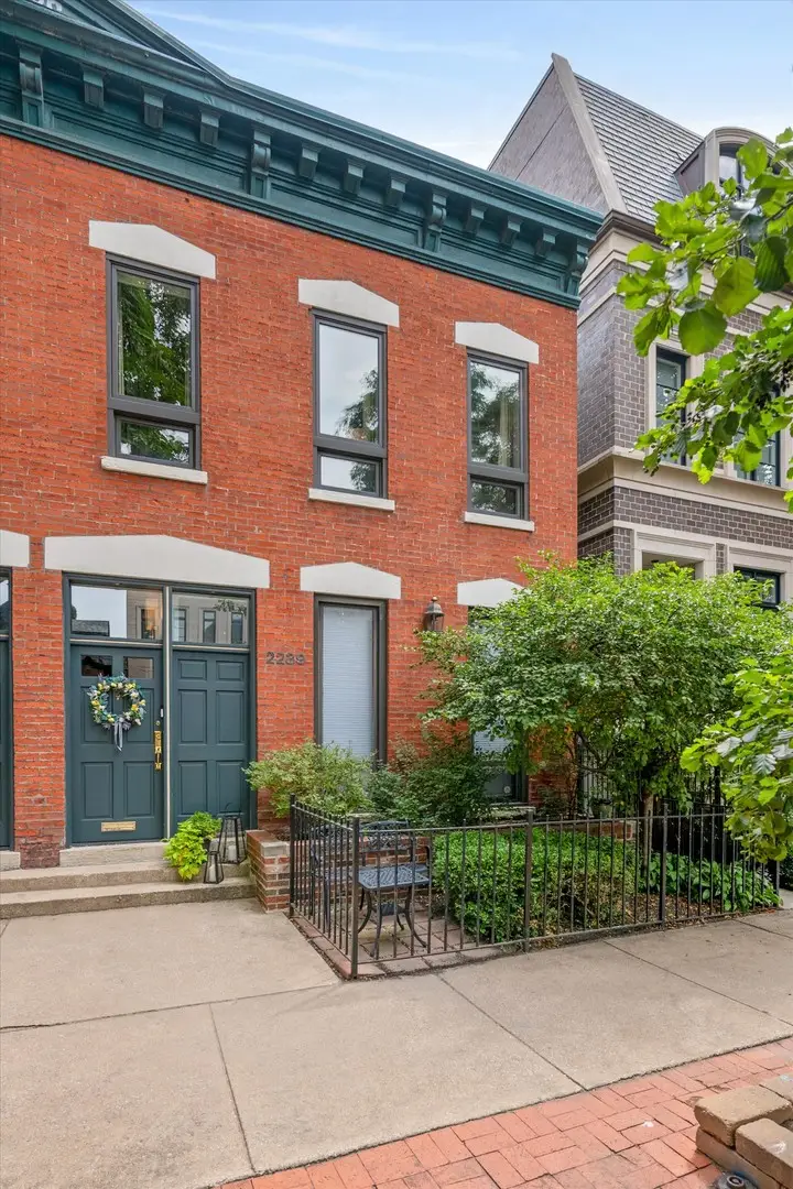 2239 N Magnolia Avenue #2, Chicago, IL 60614 - #2