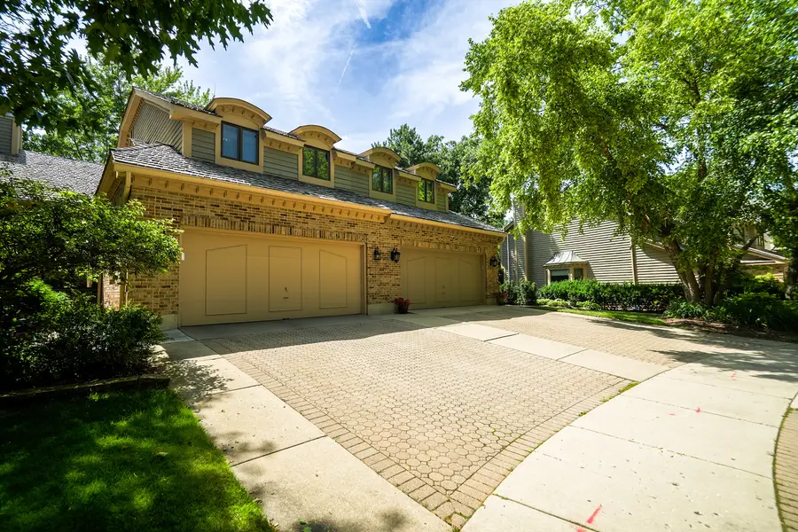 640 Walnut Oaks Drive, Roselle, IL 60172 - #2