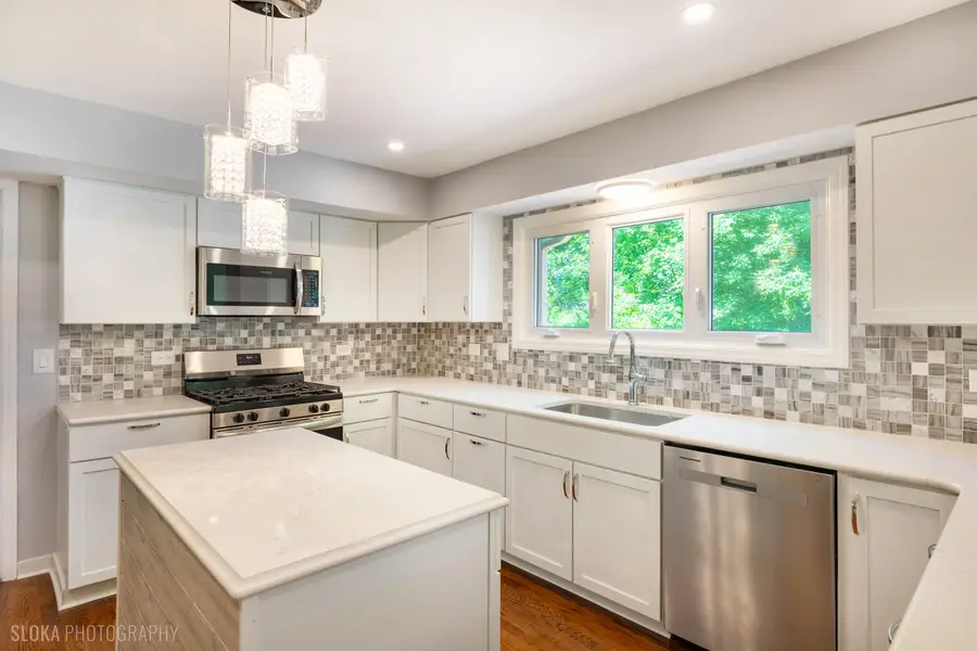 4 Auburn Lane, Barrington, IL 60010 - #3