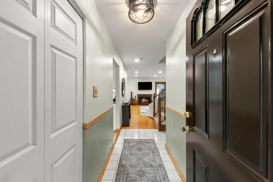 1025 Loughborough Court, Wheaton, IL 60189 - #3