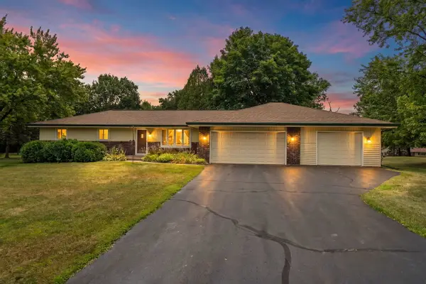 6851 Strong Box Circle, Roscoe, IL 61073
