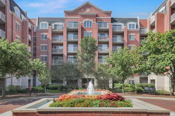 4833 N Olcott Avenue #201, Harwood Heights, IL 60706