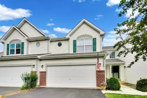 1240 Appaloosa Way, Bartlett, IL 60103
