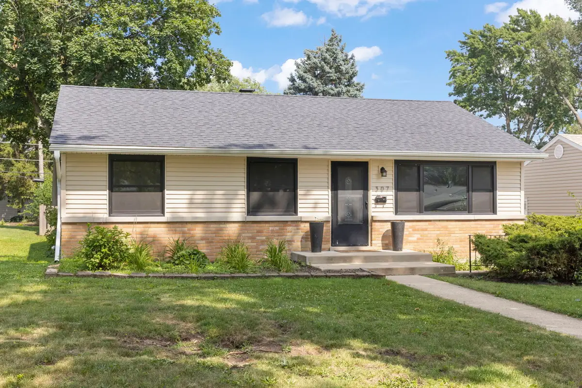 307 S Pierce Avenue, Wheaton, IL 60187 - #1