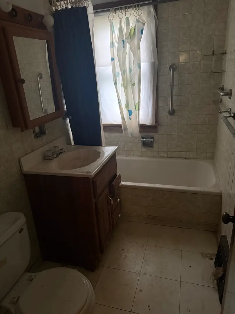 Address Withheld By Seller, Hazel Crest, IL 60429 - #3