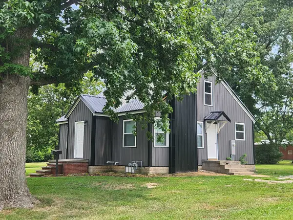 1111 New Street, Pinckneyville, IL 62274