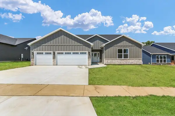 2904 Haydon Drive, Urbana, IL 61802