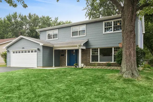 170 Pebble Creek Drive, Lake Zurich, IL 60047