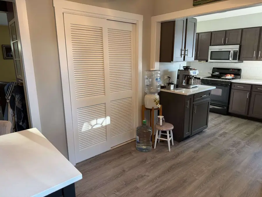 466 N Ridgeland Avenue, Elmhurst, IL 60126 - #2