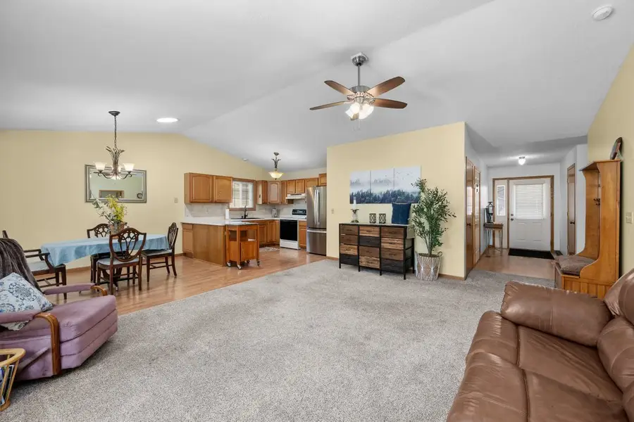 2726 Linwood Court #2726, Davenport, IA 52806 - #2