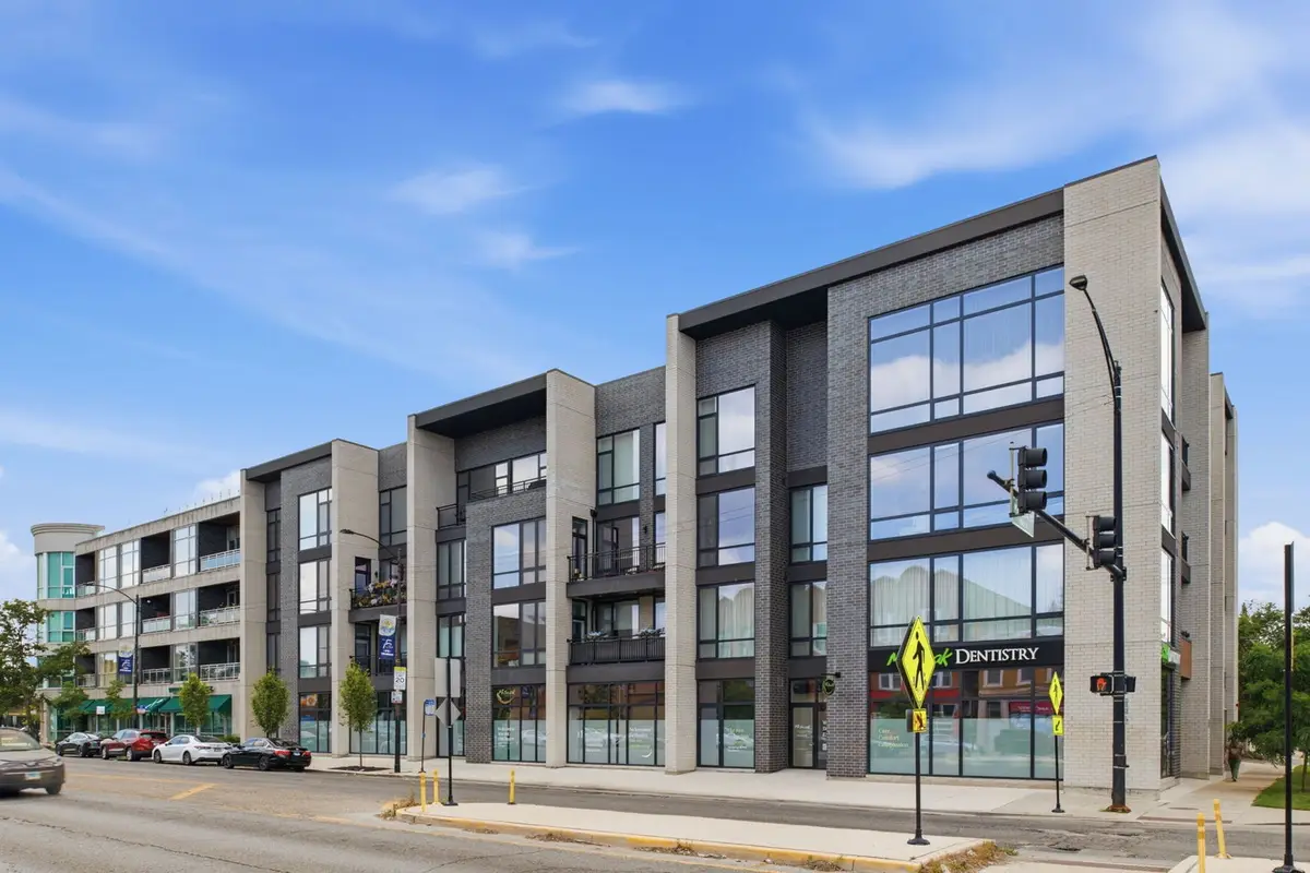 2405 W Iowa Street #402, Chicago, IL 60622 - #1