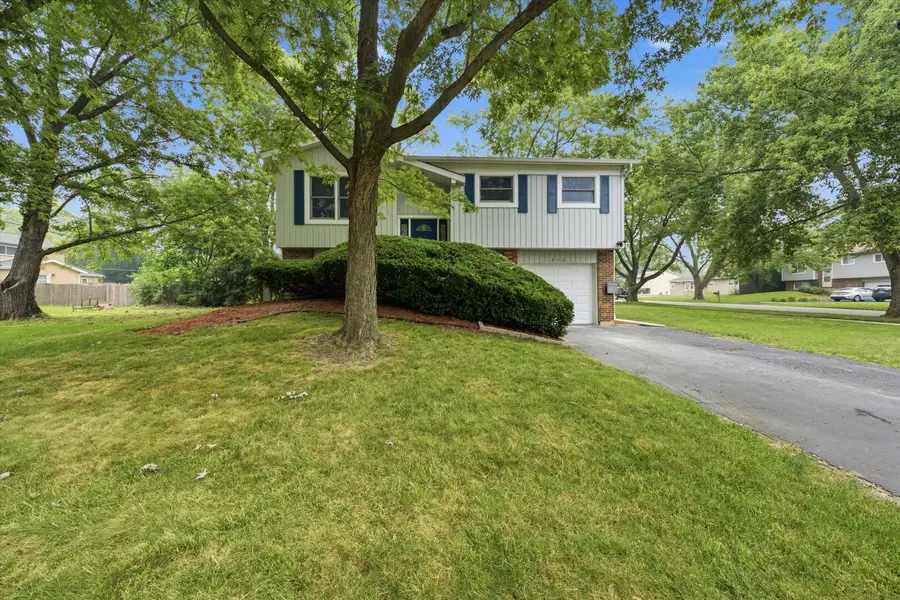 212 Kenilworth Drive, Bolingbrook, IL 60440 - #2