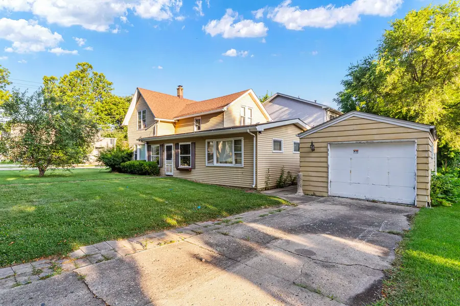 514 Locust Street, Elgin, IL 60123 - #2