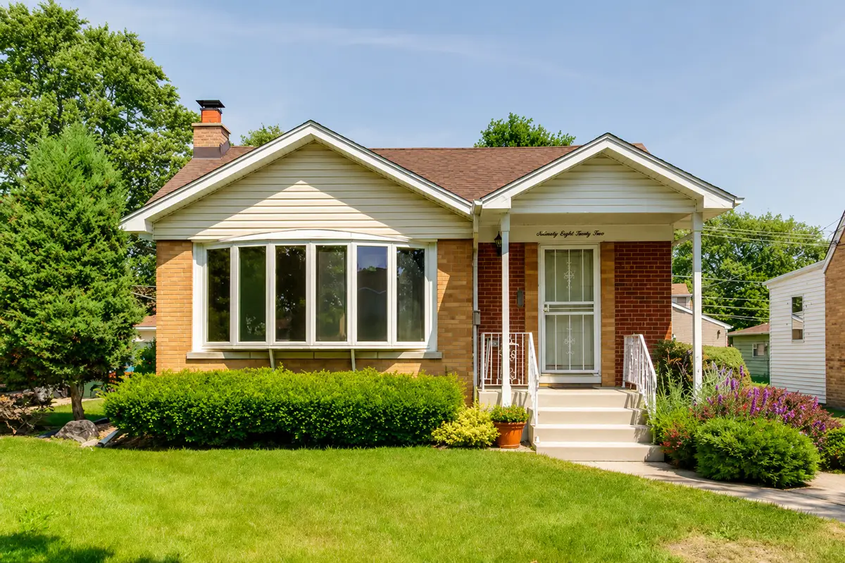 7845 N Nora Avenue, Niles, IL 60714 - #1