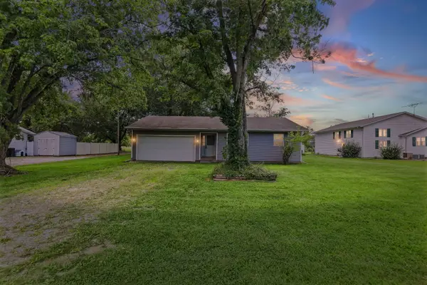 3275 Selmaville Road, Salem, IL 62881