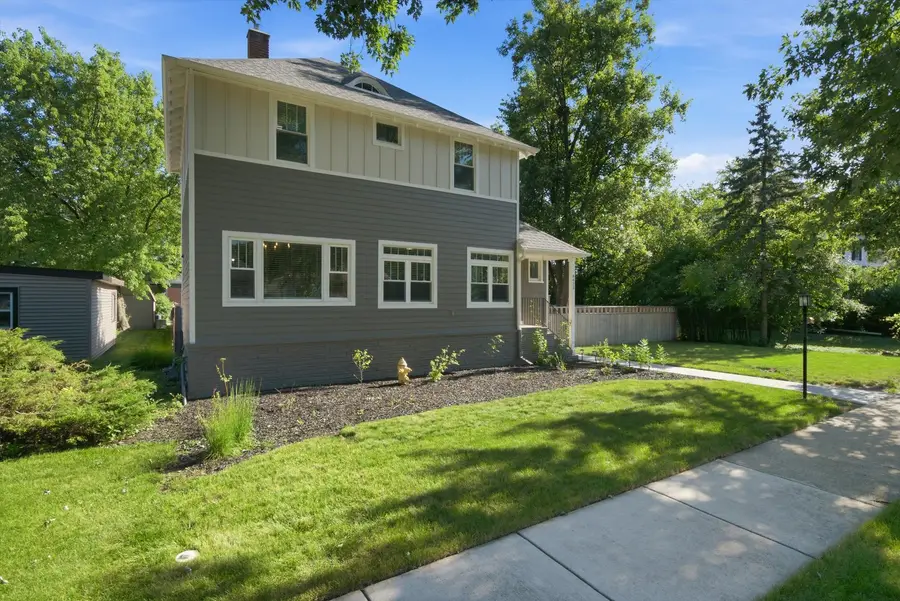 8423 Greenview Avenue, Brookfield, IL 60513 - #2