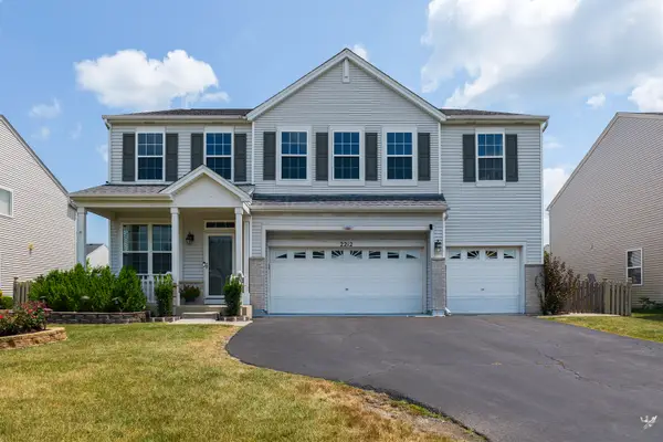 2212 Caton Ridge Drive, Plainfield, IL 60586