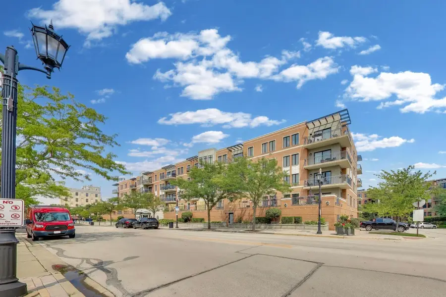 135 S York Street #520, Elmhurst, IL 60126 - #3
