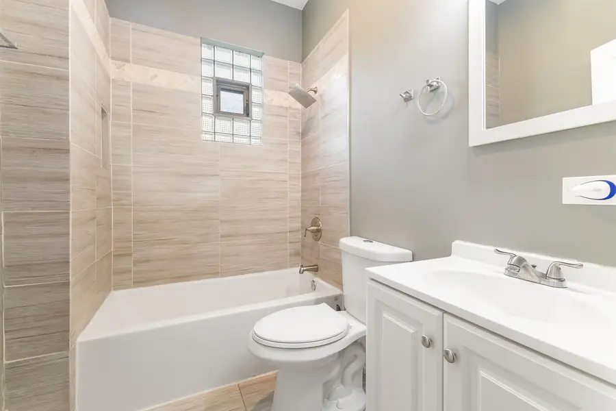 5206 S May Street, Chicago, IL 60609 - #3