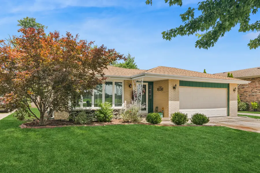 6722 W 93rd Street, Oak Lawn, IL 60453 - #2