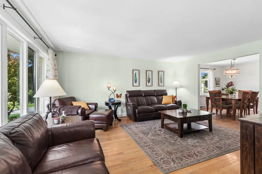 6722 W 93rd Street, Oak Lawn, IL 60453 - #3