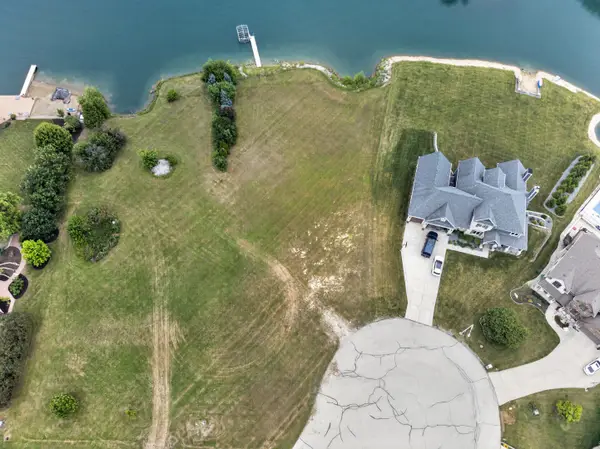 216 Slalom Court, Minooka, IL 60447