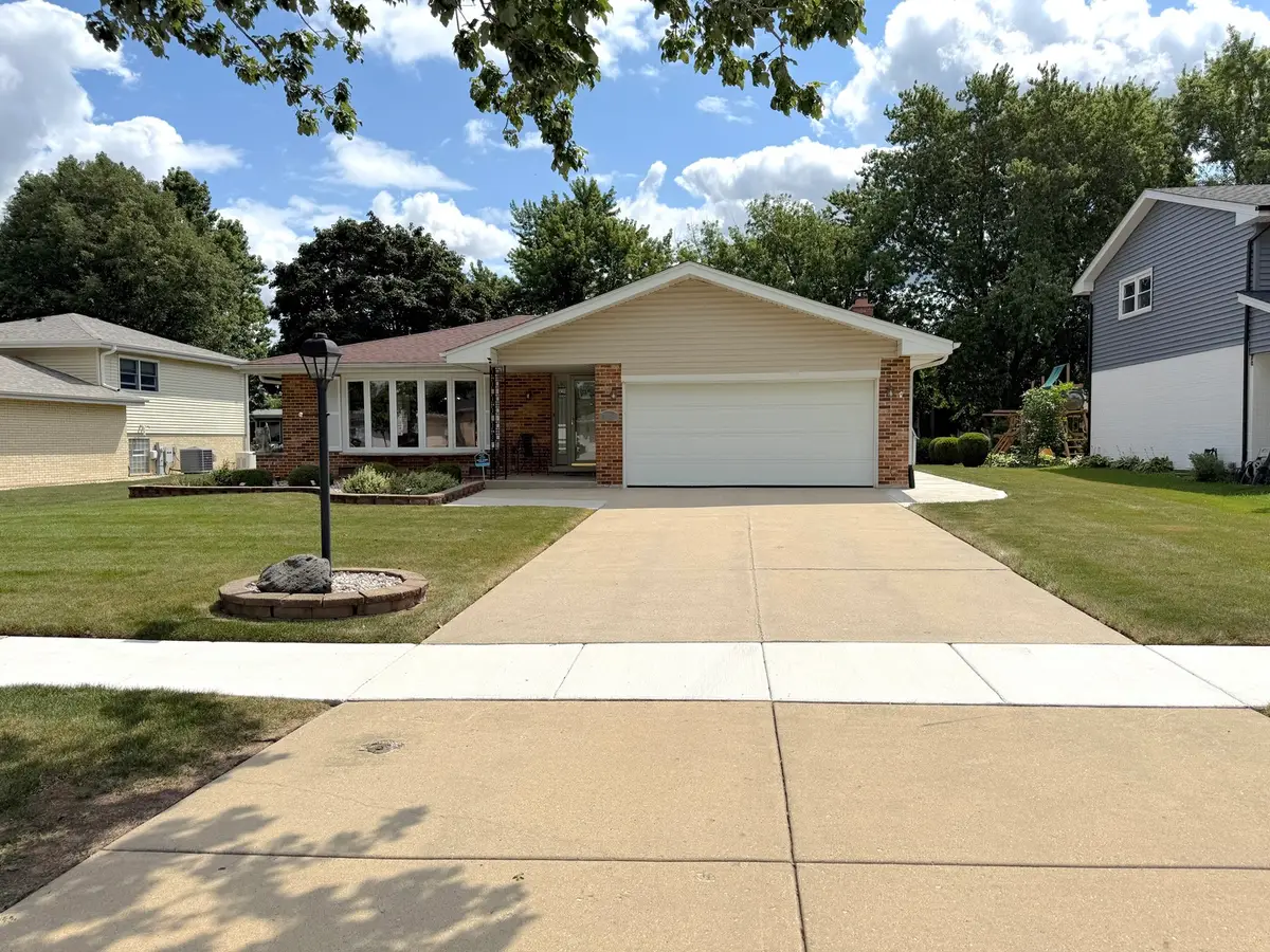 7129 Exner Road, Darien, IL 60561 - #1