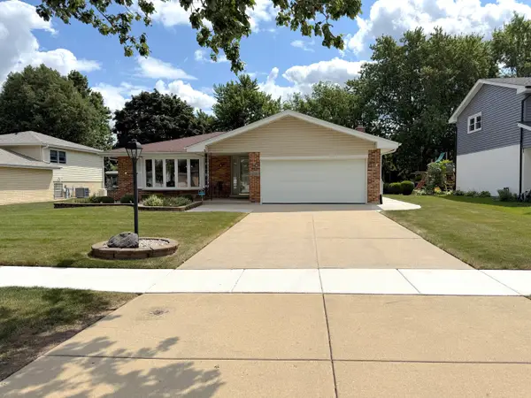 7129 Exner Road, Darien, IL 60561
