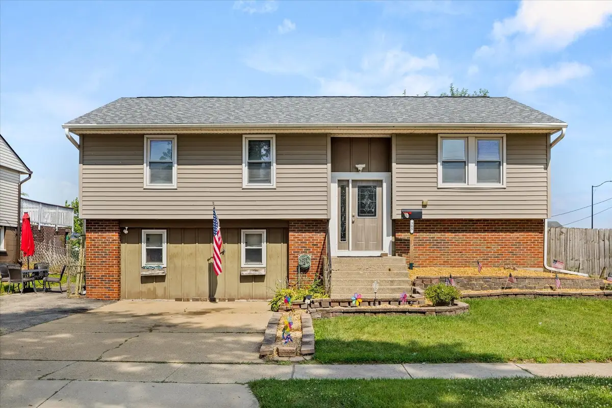 305 Hickory Avenue, Romeoville, IL 60446 - #1