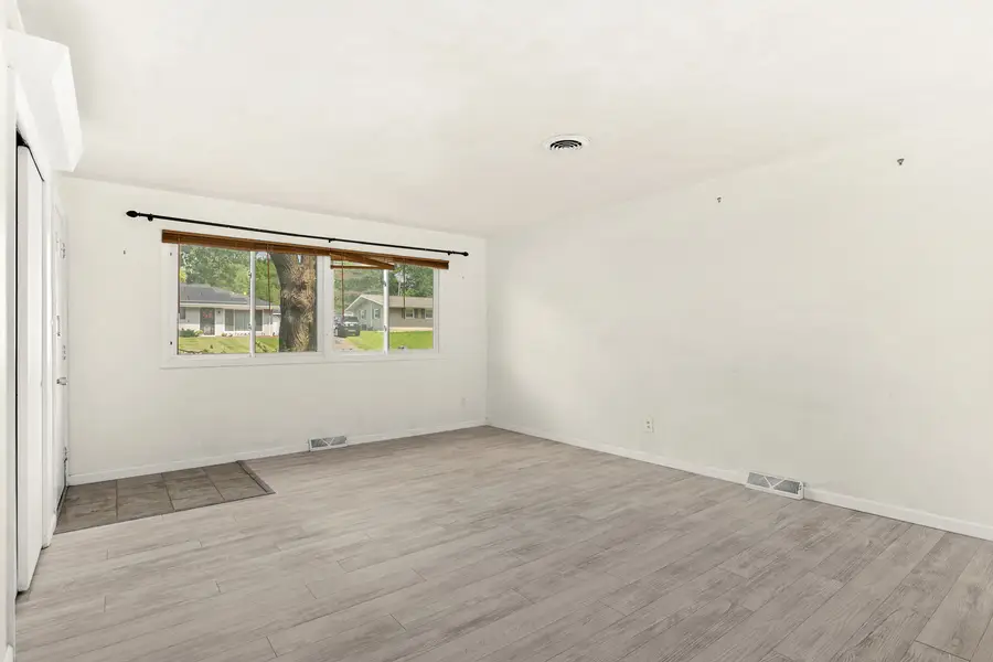5406 N Longwood Drive, Peoria, IL 61614 - #3