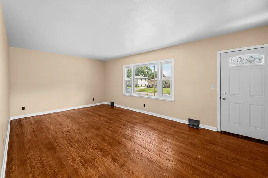 1902 W 38th Street, Davenport, IA 52806 - #2
