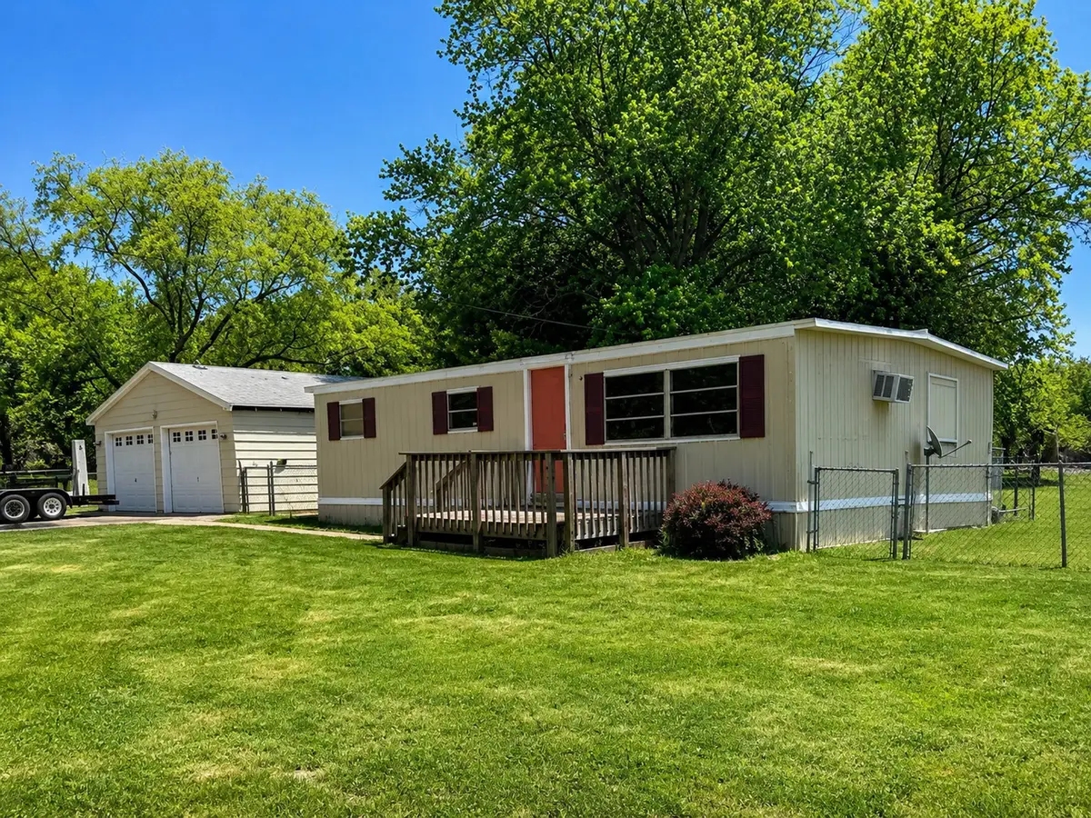 628 N Hilltop Road, Peoria, IL 61604 - #1